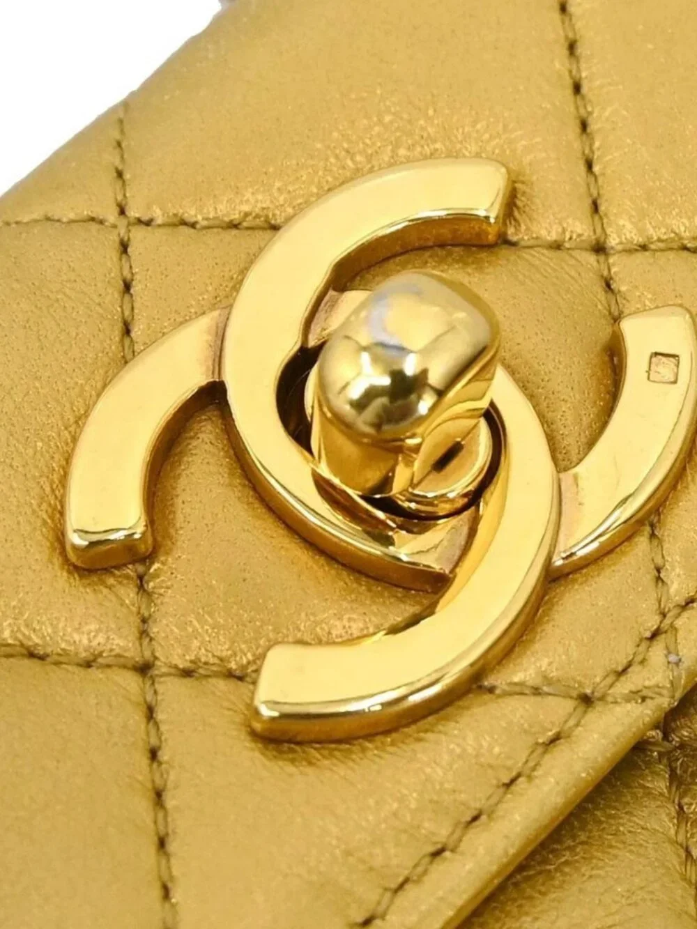Chanel Gold Lambskin Waist Bum Bag #80/32 RQ04193